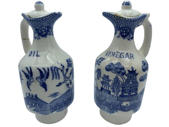 VINTAGE BLUE WILLOW CONDIMENT OIL VINEGAR SET (1 of 5)