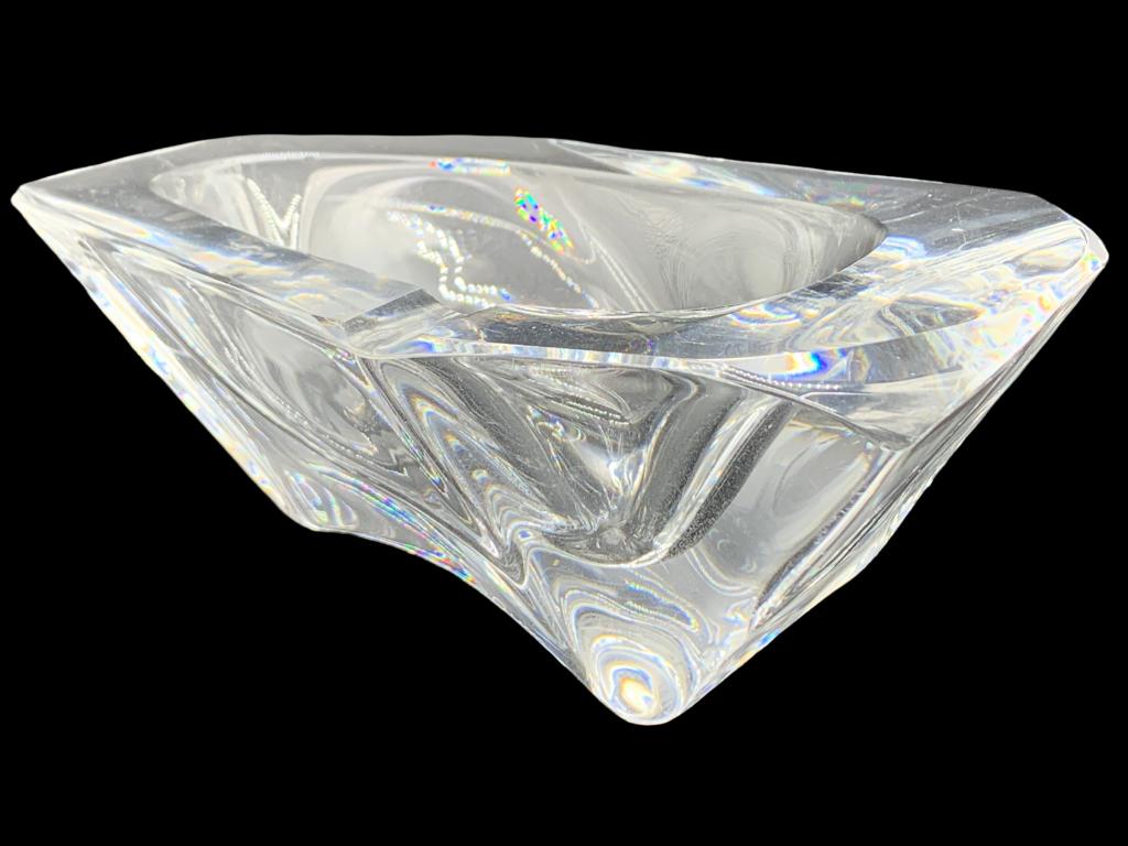 MID CENTURY FRENCH DAUM SIGNED CRYSTAL ASHTRAY (1 of 4)