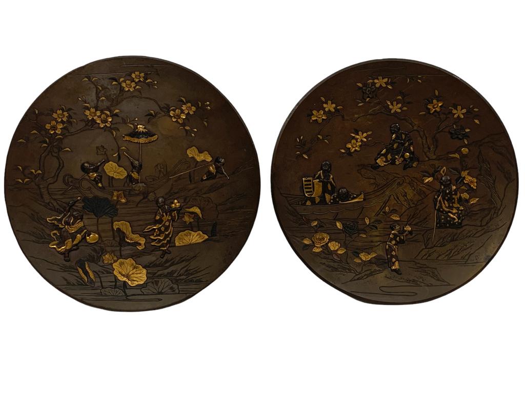 PAIR ANTIQUE SIGNED JAPANESE MEIJI BRONZE PLATES (1 of 5)