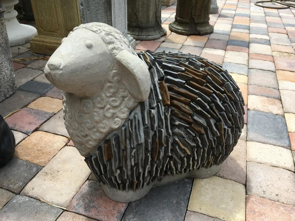 VINTAGE STUDIO ARTIST SLATE TILE SHEEP 23": VINTAGE STUDIO ARTIST STONE AND SLATE TILE SHEEP-OVER 200 PIECES OF SLATE AND CONCRETE -23"X 13" X 19" -VERY GOOD CONDITION-PICK UP OFFSITE-DP11821
