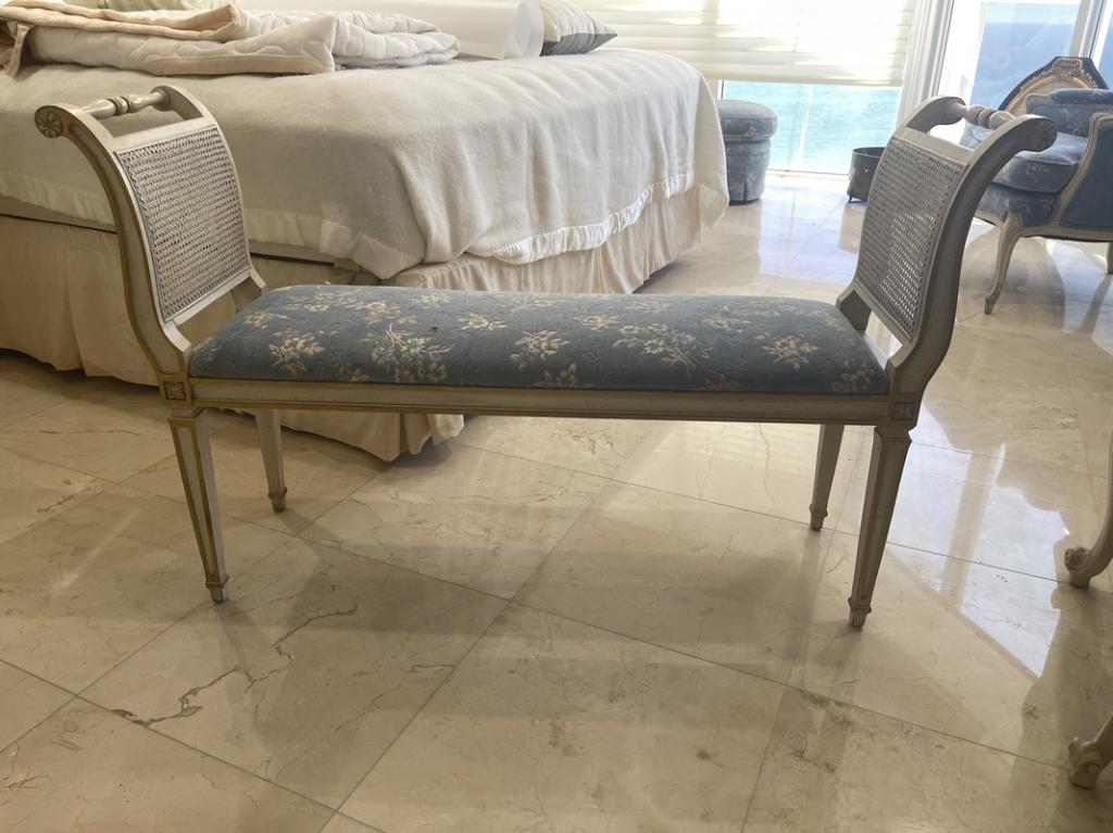 GLEN TRADITIONS FRENCH COUNTRY STYLE CANE BENCH (1 of 3)