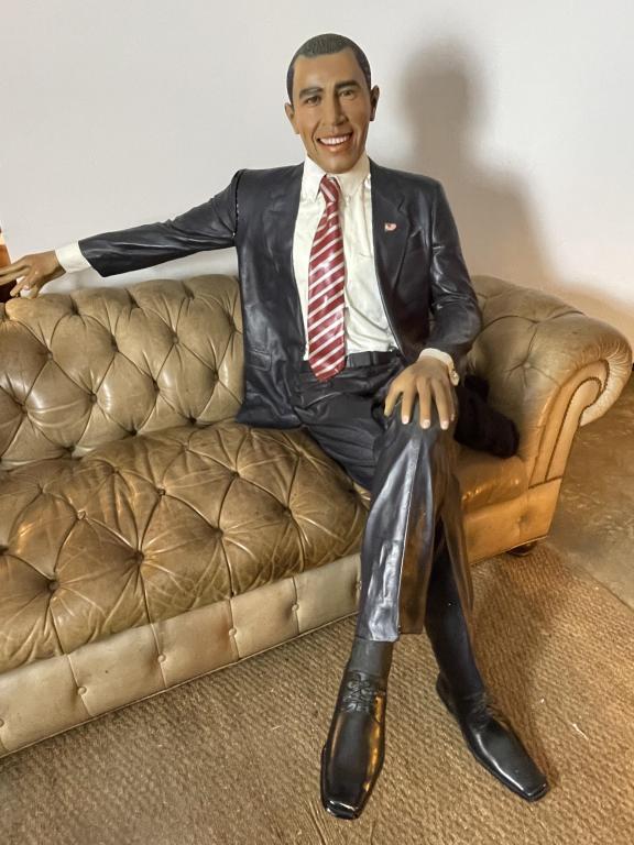 BARACK OBAMA  LIFE SIZE SCULPTURE 54" (1 of 6)