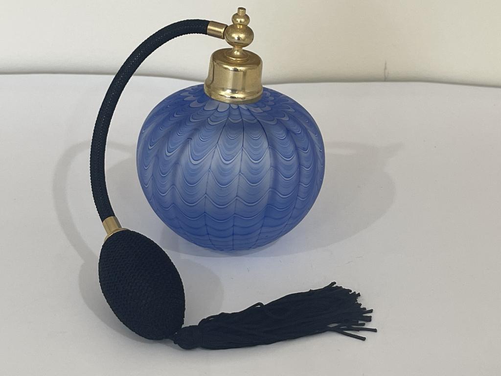VTG MURANO STYLE GLASS & BRASS PERFUME ATOMIZER (1 of 5)
