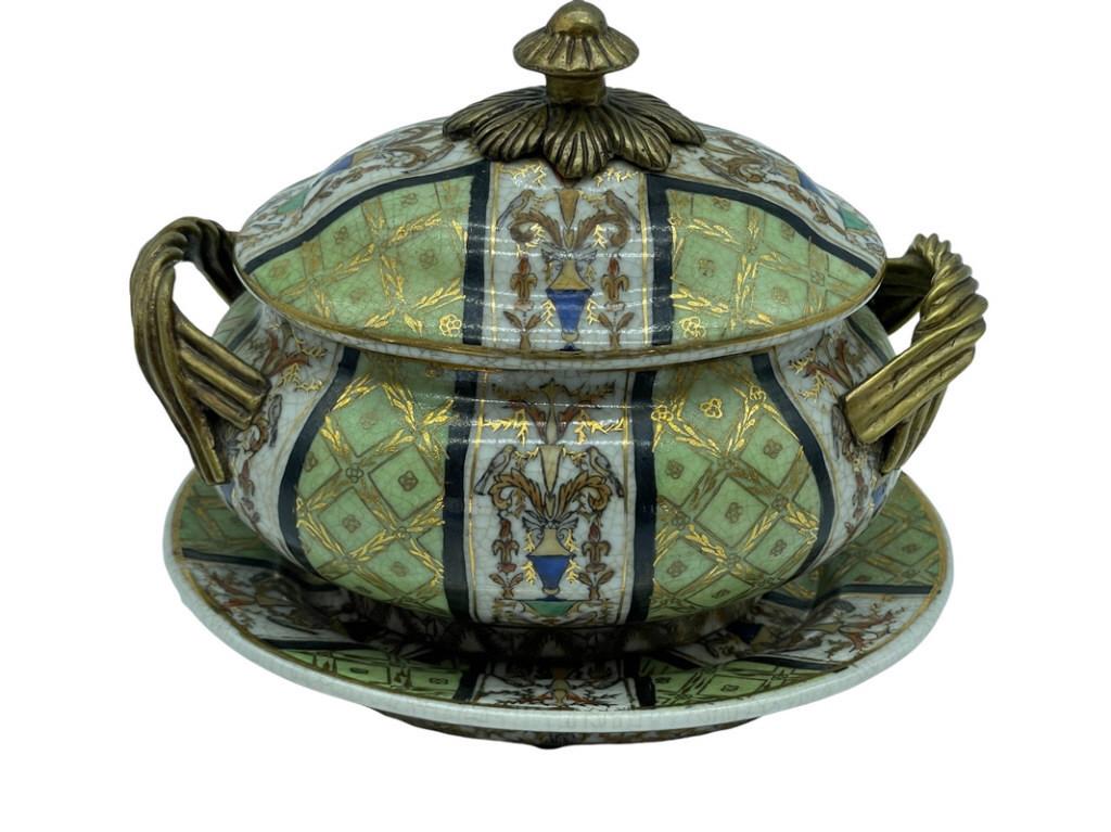 UNITED WILSON 1897 LIDDED TUREEN & LINER DISH 6" (1 of 7)