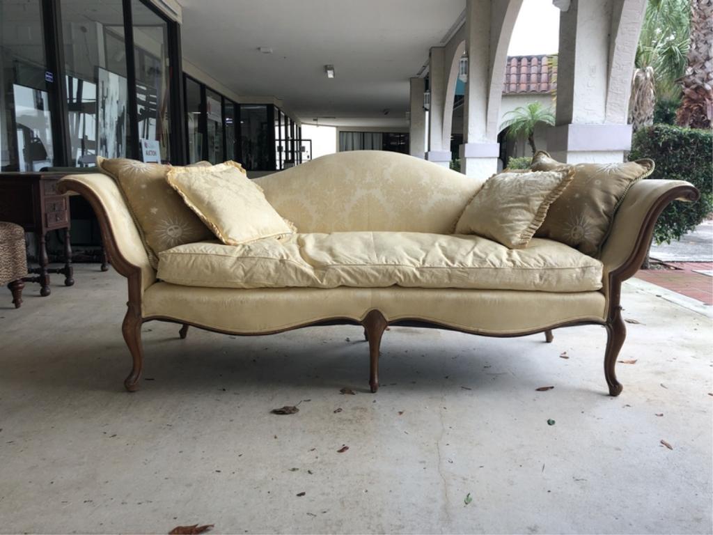 FRENCH PROVINCIAL STYLE  DOWN SETEE SOFA 89" (1 of 5)