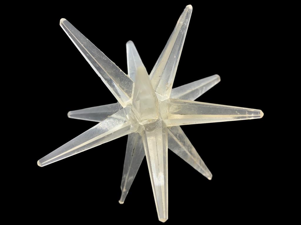 CRYSTAL CLEAR QUARTZ STAR MERKABA STONE (1 of 2)