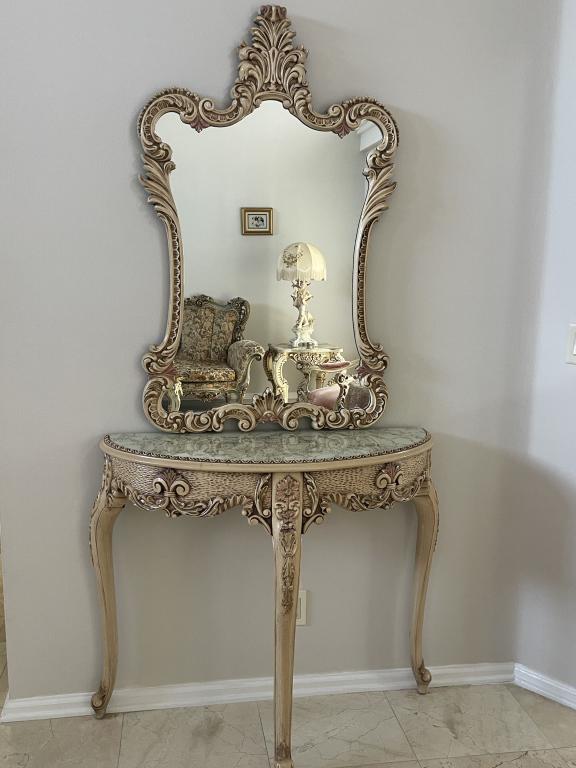 ELEGANT FRENCH REGENCY STYLE MIRROR AND CONSOLE (1 of 3)