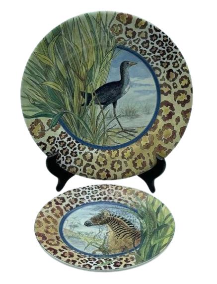2 GIEN FRANCE SAVANE SAFARI PLATES 9": GIEN FRANCE SAVANE PLATES (2) | TRADITIONAL MID CENTURY MODERN COASTAL HOME DECOR FURNITURE ANIMAL PRINT SAFARI-VERY GOOD CONDITION-9" (1)-7" (1) APPROX-EH2922