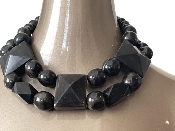 VTG MONTE BLACK CHUNKY STATEMENT CHOKER: VTG MONTE BLACK CHUNKY STATEMENT CHOKER