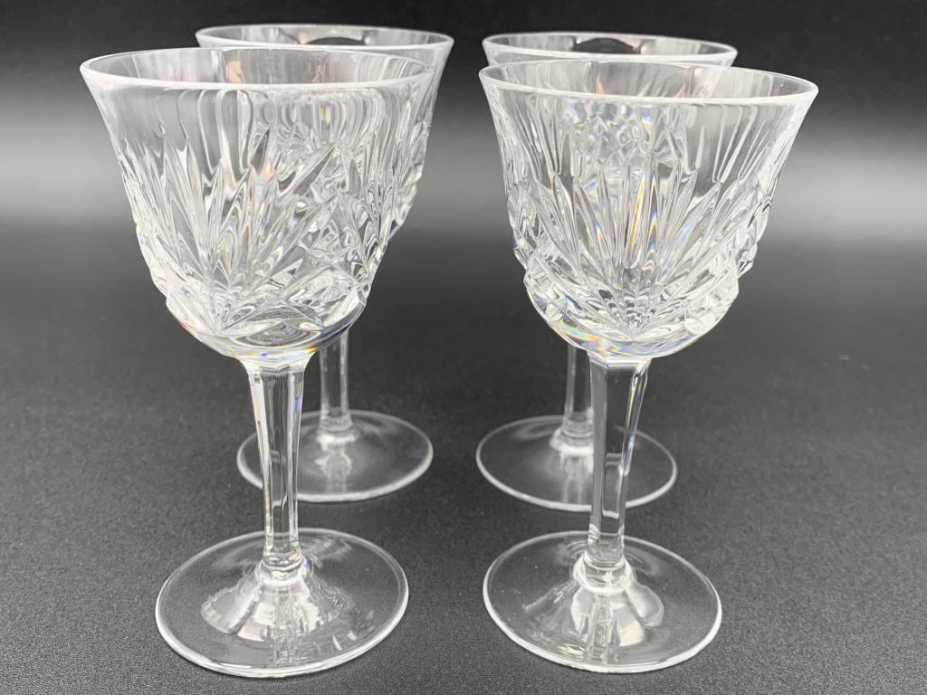 SET OF 8  VINTAGE GORHAM CRYSTAL CORDIAL GLASSES (1 of 3)