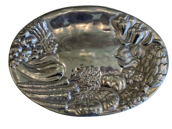 MARIPOSA STYLE SERVING DISH CHARGER 18" (1 of 4)