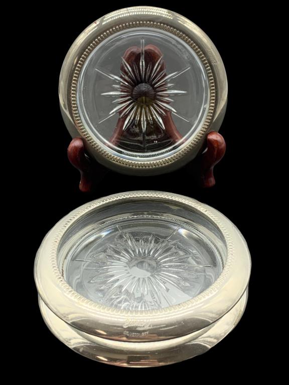 3 VTG LEONARD SILVERLATE AND GLASS COASTERS: 3 VTG LEONARD SILVERLATE AND GLASS COASTERS- 4" Round- 168 - Good Pre-Owned Condition Wear Consistent with Age and Use (See Photos)- JB51622