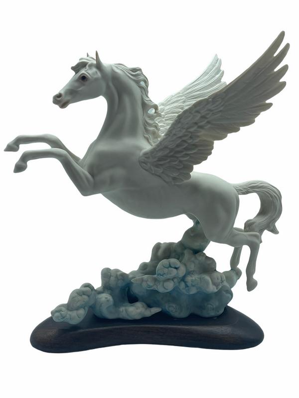 CYBIS UNICORNS AND PEGASUS FIGURINE: CYBIS UNICORNS AND PEGASUS FIGURINE -SMALL CHIP ON WING-SEE ALL PICTIRES