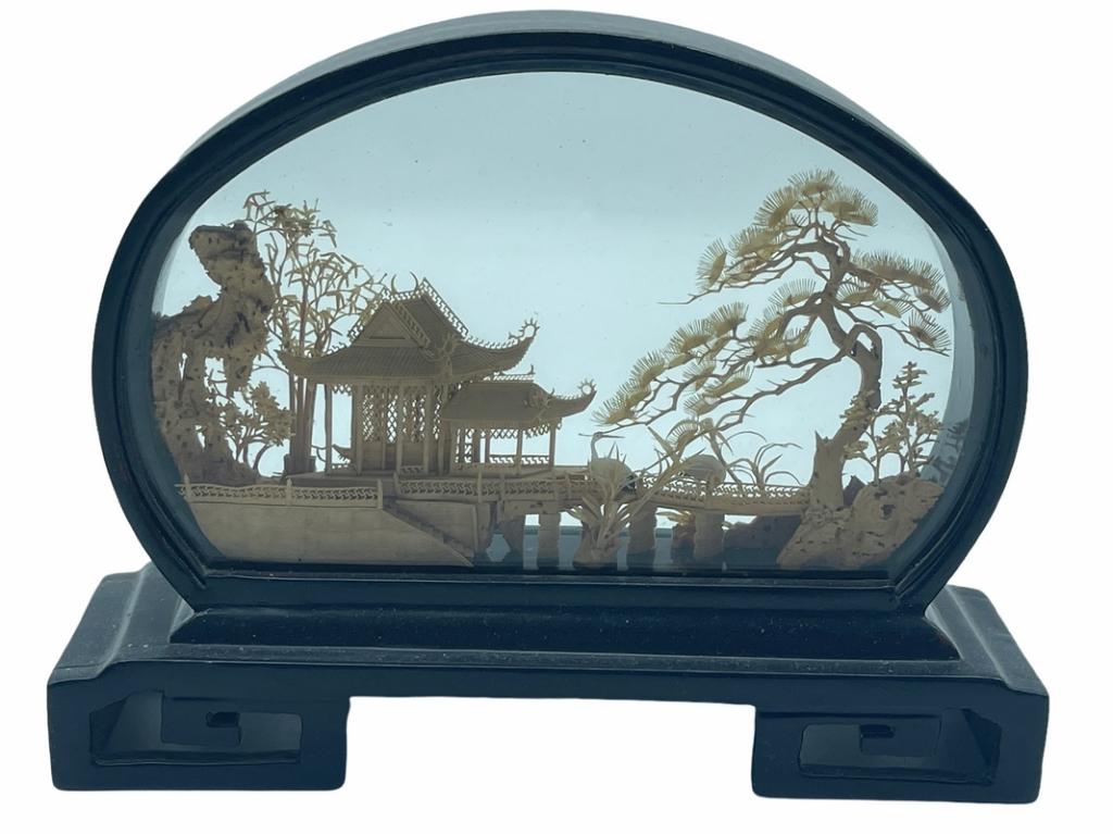 VINTAGE CHINESE CORK DIORAMA: VINTAGE CHINESE CORK DIORAMA