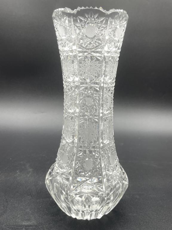 VTG CUT GLASS CRYSTAL VASE 10" (1 of 2)