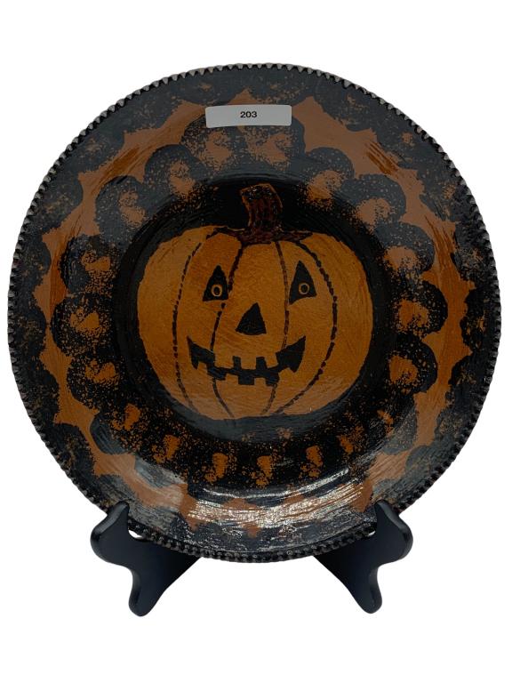 FOLTZ REDWARE JACK O LANTERN PLATE: FOLTZ REDWARE JACK O LANTERN PLATE - 2001- 203- Good Pre-Owned Condition Wear Consistent with Age and Use (See Photos)- JB52322