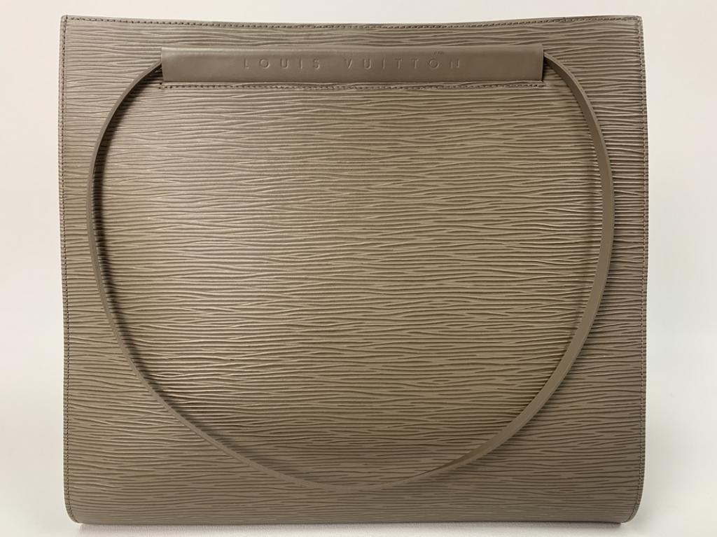 LOUIS VUITTON SAINT TROPEZ EPI PEPPER LEATHER (1 of 5)