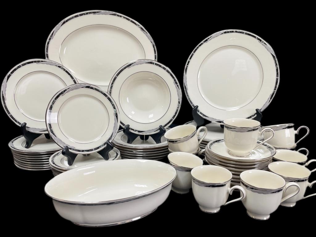 50 PIECE LENOX CITY CHIC DINNERWARE SET (1 of 11)