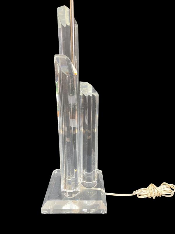 MID CENTURY MODERN LUCITE LAMP 33" (1 of 8)