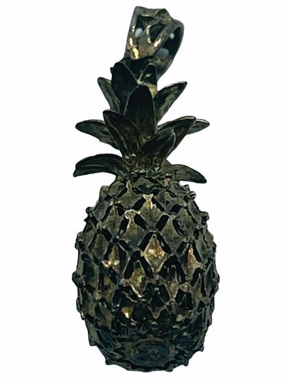 STERLING SILVER GOLDTONE PINEAPPLE PENDANT  6.8 G (1 of 4)