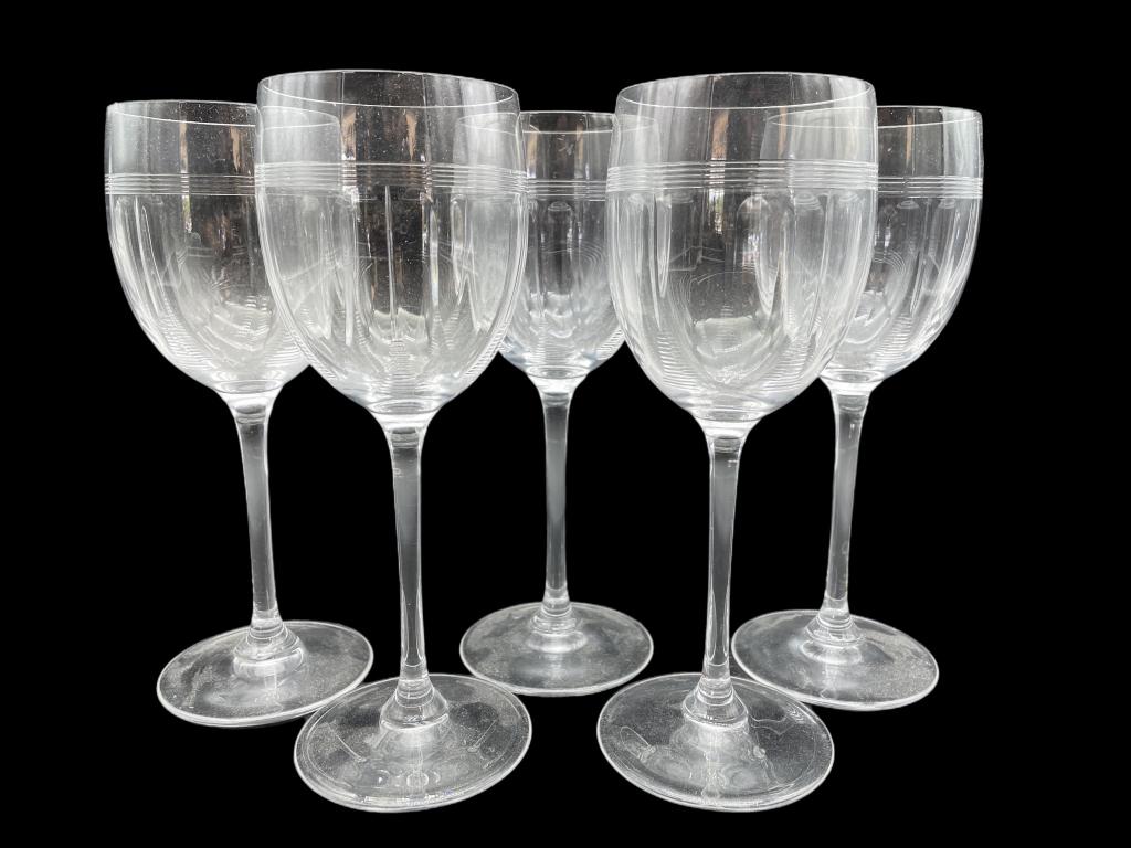 SET OF 5 CHRISTOFLE CRYSTAL WINE GLASSES: SET OF 5 CHRISTOFLE CRYSTAL WINE GLASSES | BARWARE-7.5" APPROX EACH-GOOD PRE OWNED CONDITION, WEAR CONSISTENT WITH AGE AND LIGHT USE, NO CHIPS-DP6722 THIRD PARTY SHIPPING REQUIRED ON ALL ITEMS. A list
