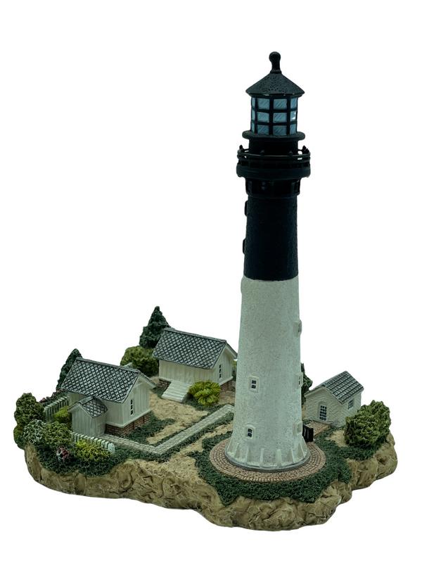 HARBOUR LIGHTS HUNTING ISLAND LIGHTHOUSE FIGURINE (1 of 6)