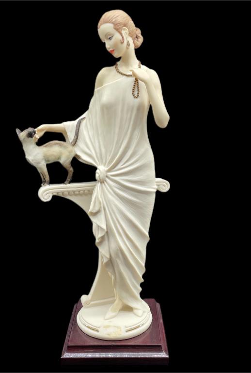 GIUSEPPE ARMANI "DANIELLE" STATUE 0436F 13": GIUSSEPPE ARMANI CAPODIMONTE " DANIELLE " WOMAN WITH SIAMESE CAT" STATUE 13" | ART DECO HIGH FASHION 1920'S STYLE - RESIN POLY COMPOSITE-SIGNED STAMPED AND DATED-VERY GOOD PRE OWNED CONDITION-DP52622