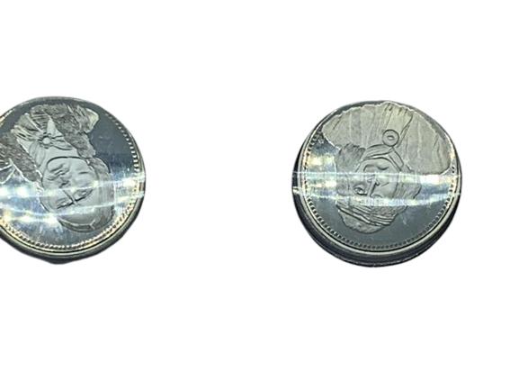 COMANCH & APACHE NATIVE AMERICAN COINS 64G: QUANAH PARKER / COMANCHE & GERONIMO / APACHE STERLING SILVER COLLECTIBLE COINS IN SEALED PACKAGE | COIN COLLECTOR -GOOD UNCIRCULATED CONDITION IN ORIGINAL PACKAGE-DP62122 THIRD PARTY SHIPPING REQUIRED