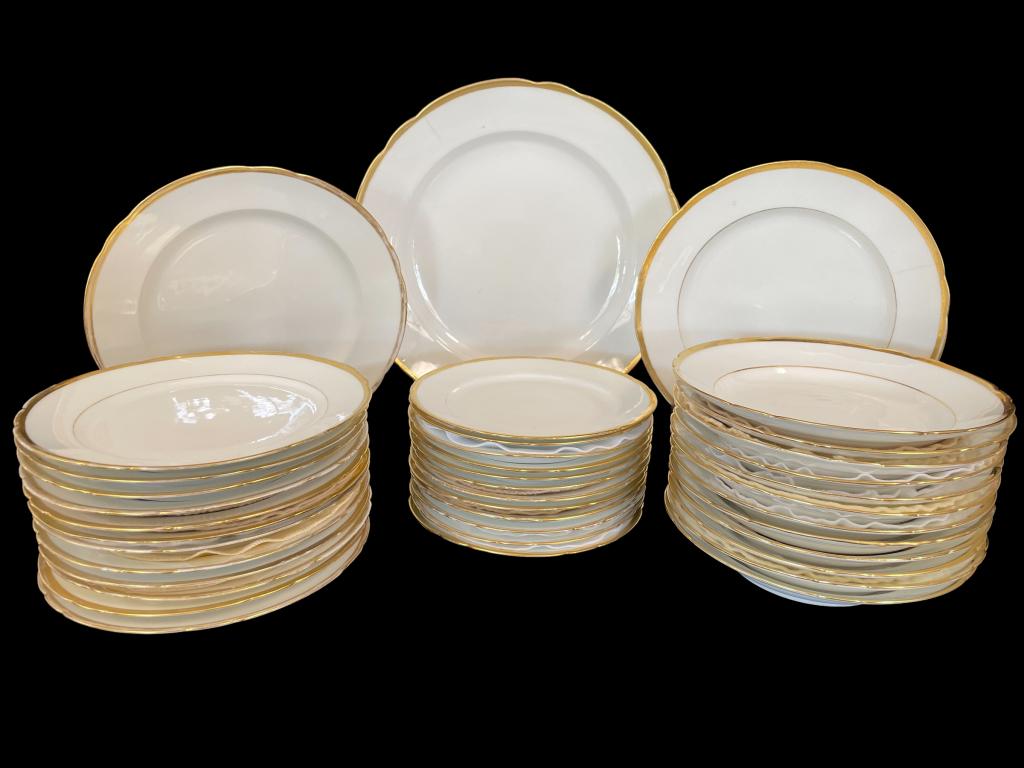 59pc FRENCH ANTIQUE GOLD RIM PLATE & BOWL SET: 59 PIECE FRENCH ANTIQUE GOLD RIM PORCELAIN PLATE SET | LIMOGES STYLE TABLEWARE FRANCE *SERVICE FOR 12 -19 9" SOUP BOWLS-25 9.5" PLATES-13 8" PLATES-2 12" PLATES-PRE OWNED CONDITION, WEAR TO GOLD , MIN