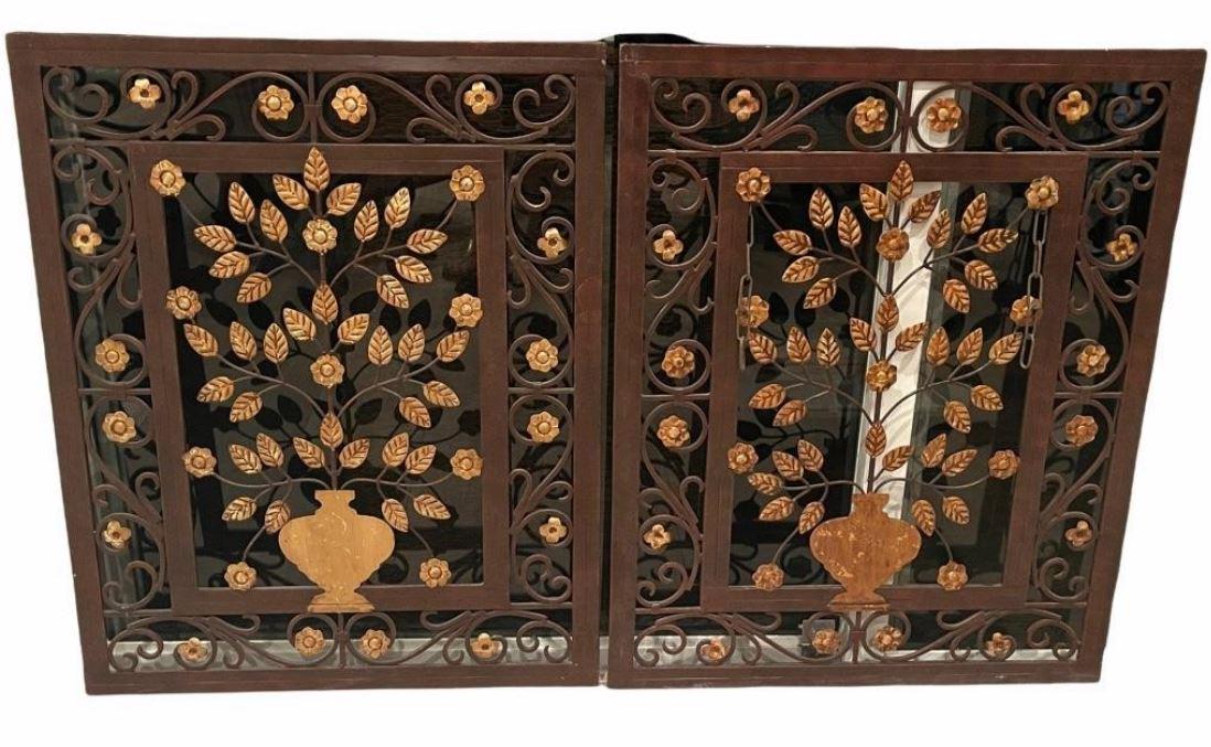 PAIR OF METAL "TREE OF LIFE" WALL HANGINGS 35.75": PAIR OF METAL "TREE OF LIFE" WALL HANGINGS | METAL WALL ART - 35.75" X 29.5" APPROX -GOOD PRE OWNED CONDITION THIRD PARTY SHIPPING REQUIRED ON ALL ITEMS. A list of shippers can be found in our Shippin
