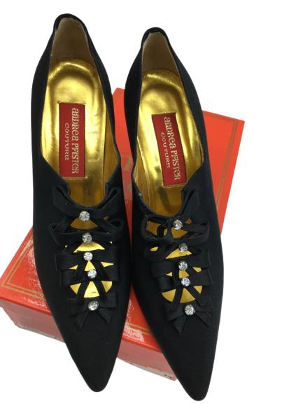 ANDREA PFISTER COUTURE SUEDE PUMPS 7.5: ANDREA PFISTER COUTURE SUEDE PUMPS 7.5 -GOOD VINTAGE CONDITION