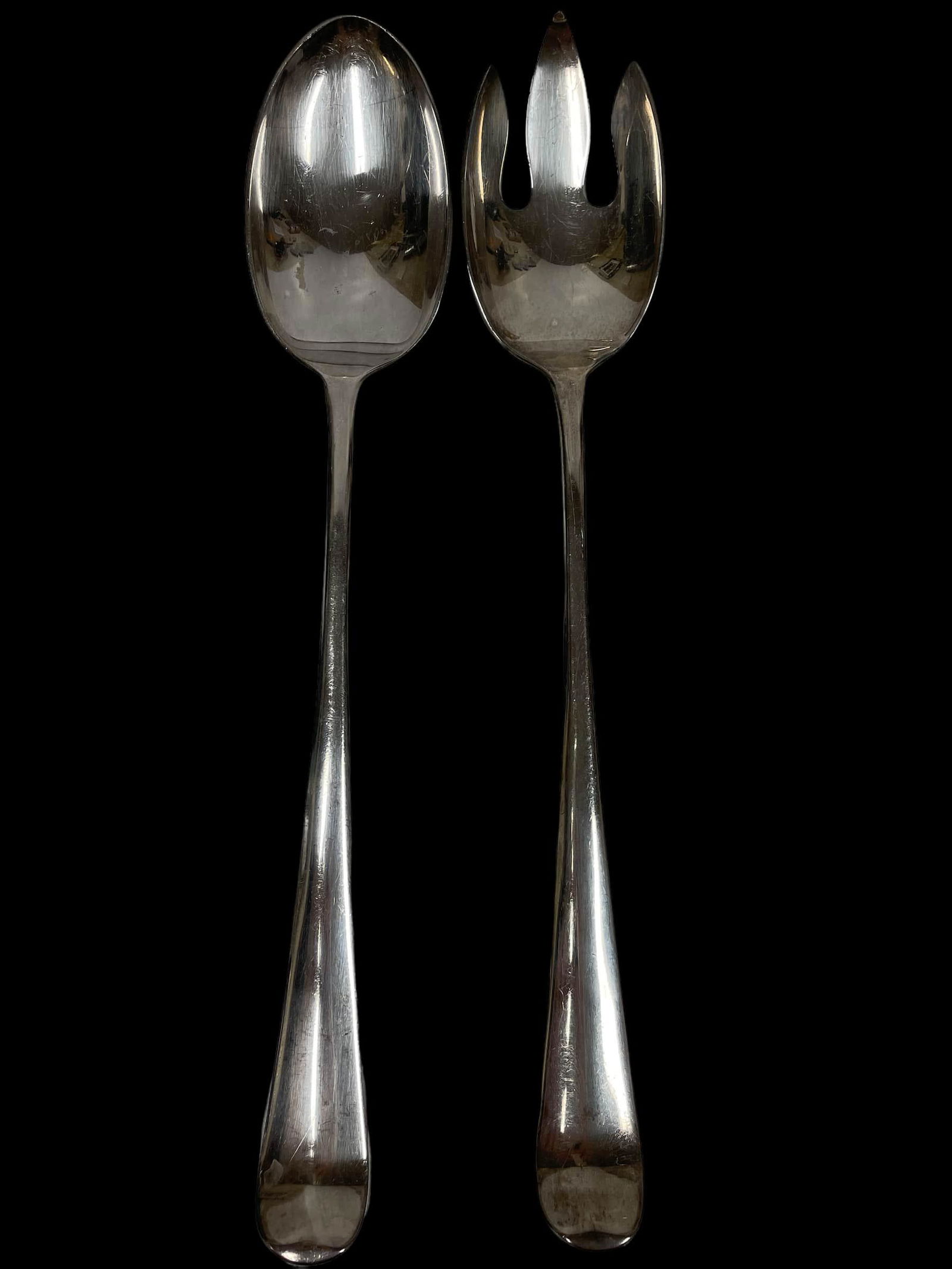 PAIR OF STERLING SILVER SERVING UTENSILS 302G: PAIR OF STERLING SILVER SERVING UTENSILS 302G