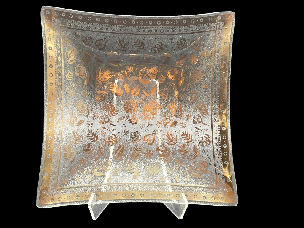 VTG GEORGE BRIARD DECORATIVE PLATE: VTG GEORGE BRIARD DECORATIVE PLATE