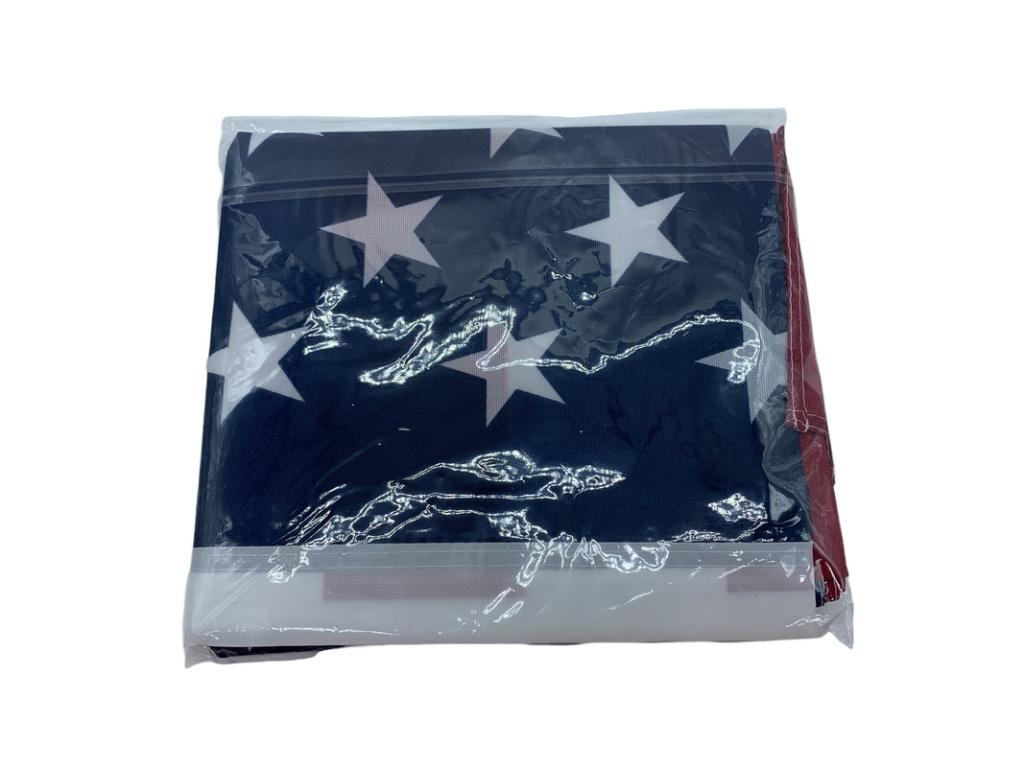 PACKAGED AMERICAN FLAG: PACKAGED AMERICAN FLAG