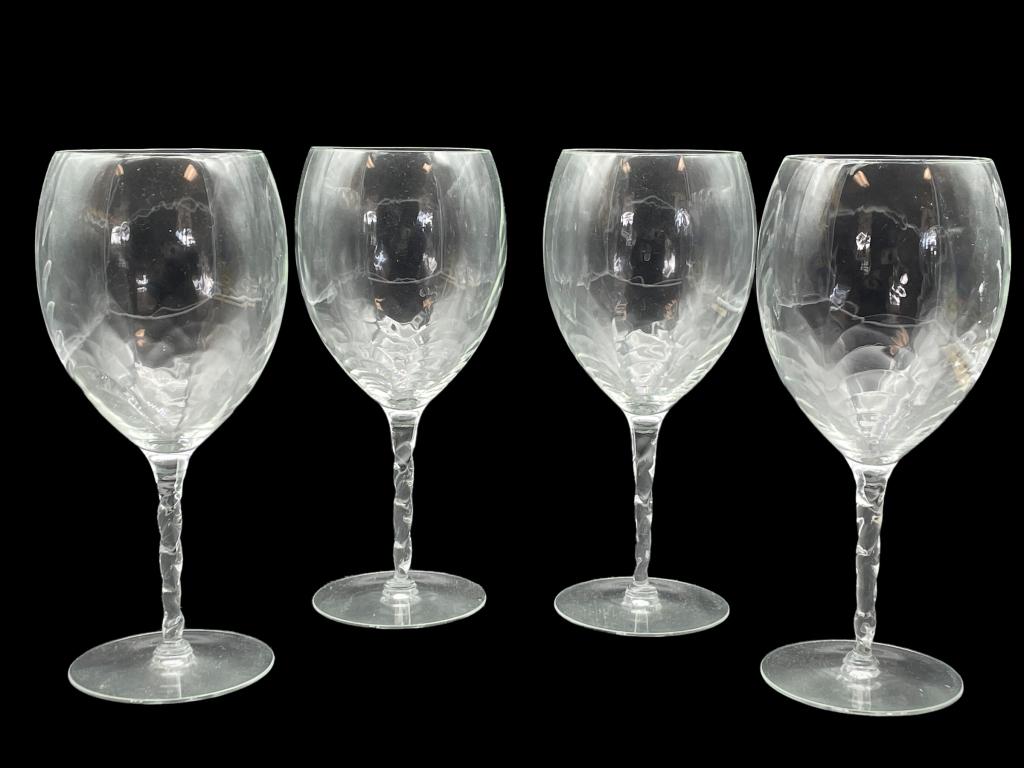 SET OF 4 ELEGANT WINE GOBLETS: SET OF 4 ELEGANT WINE GOBLETS -SET OF 4-JR 7/18