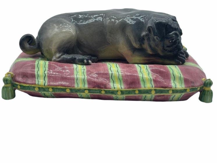 VTG LIFESIZE CERAMIC PUG SLEEPING ON A PILLOW: VTG LIFESIZE CERAMIC PUG SLEEPING ON A PILLOW