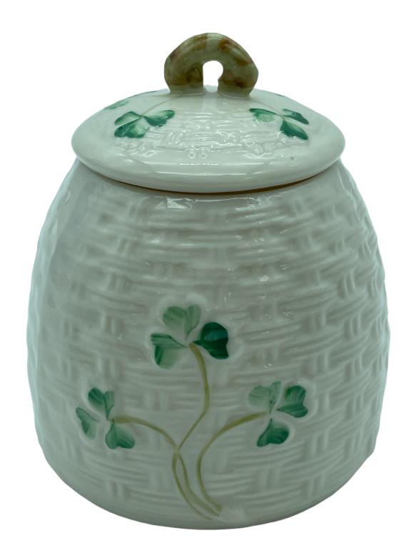 BELLEEK POTTERY SHAMROCK JAR AND LID (1 of 5)