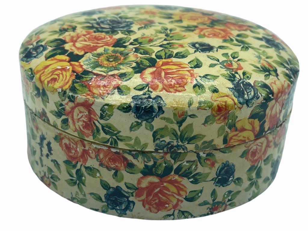 VINTAGED SET OF OCCUPIED JAPAN FLORAL COASTERS: VINTAGED SET OF OCCUPIED JAPAN FLORAL COASTERS