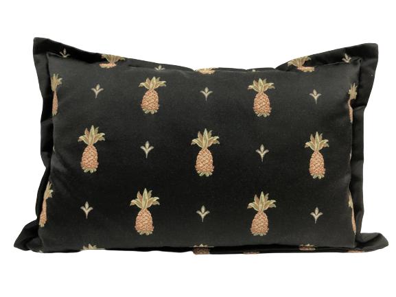 DECORATIVE THROW PILLOW: DECORATIVE THROW PILLOW