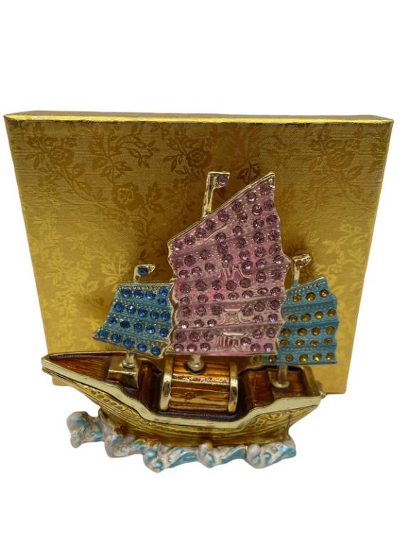 JAY STRONGWATER STYLE PIRATE SHIP TRINKET BOX (1 of 8)