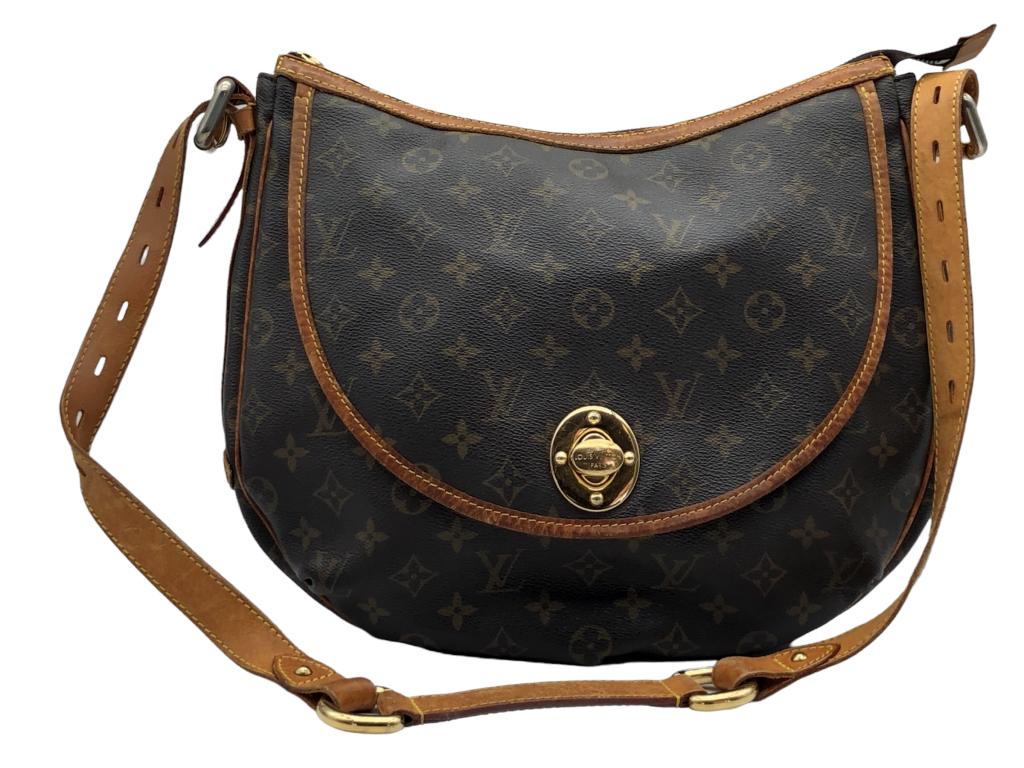 LOUIS VUITTON SHOULDER BAG TULUM (1 of 4)