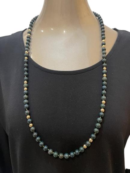 VTG BEADED NECKLACE WITH GOLD STATIONS (1 of 3)
