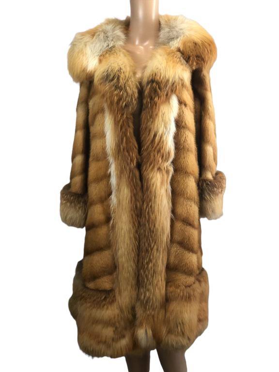 VINTAGE FOX FUR LONG COAT (1 of 2)