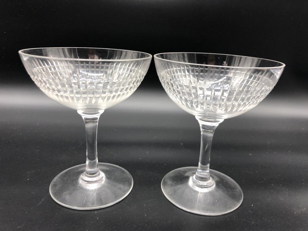 VTG CHAMPAGNE GOBLETS 41/2": VTG CHAMPAGNE GOBLETS 41/2"