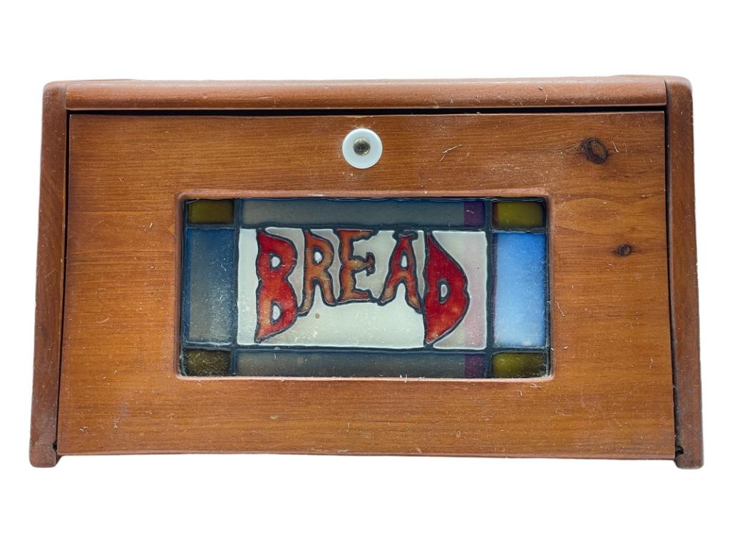 VTG WOODEN & STAINED GLASS BREAD BOX CONTAINER (1 of 3)