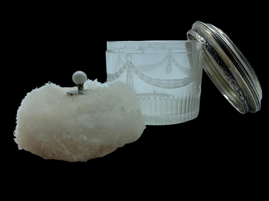 ANTIQUE POWDER PUFF & CRYSTAL JAR WITH LID 3" (1 of 5)