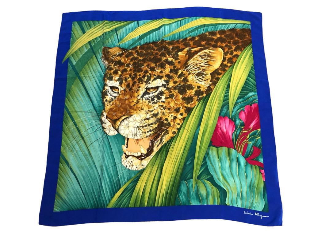 VINTAGE SALVATORE FERRAGAMO SILK SCARF 14" X 14" (1 of 5)