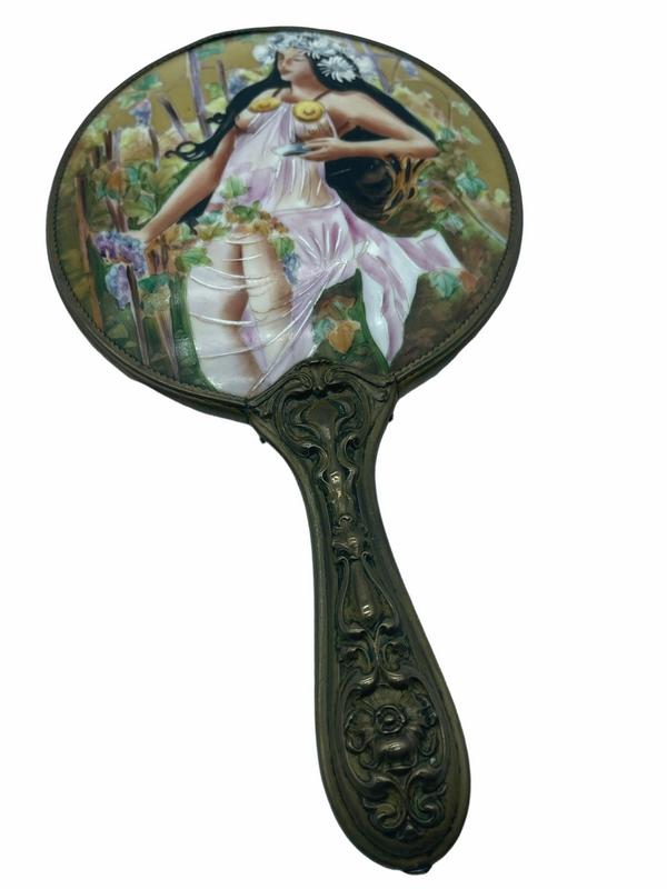 VINTAGE HAND HELD MIRROR (1 of 4)