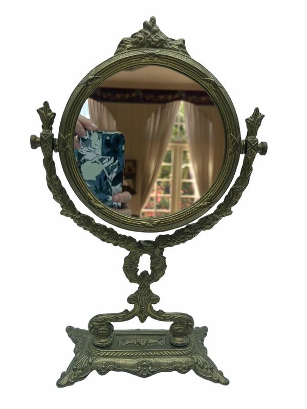 VTG COSMETIC MIRROR (1 of 4)