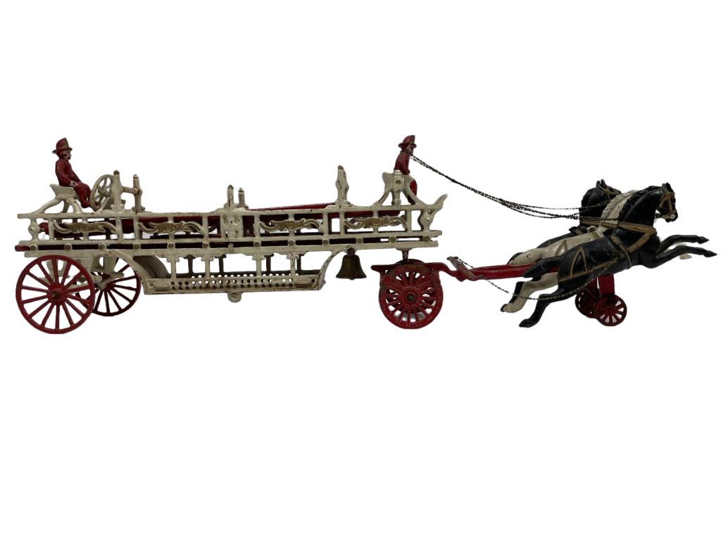 CAST IRON HORSE DRAWN FIRE TRUCK W  LADDER TOY 30" (1 of 8)